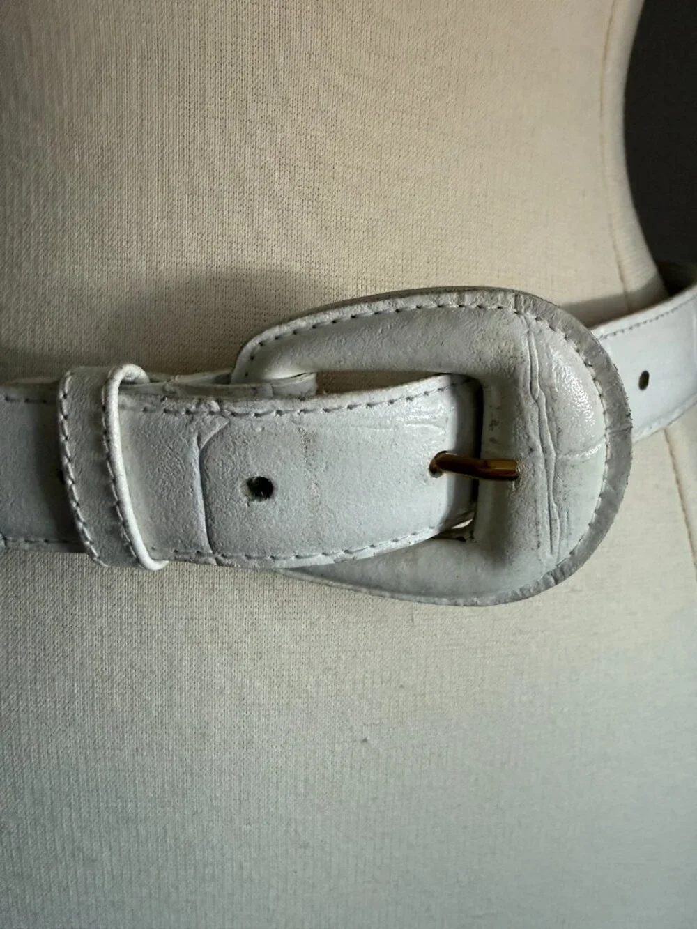 Vintage Karen Scott White Leather Belt Medium | Covered Buckle Retro Cinch